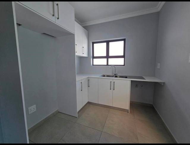 3 BEDROOM HOUSE FOR SALE IN SHELLEY POINT